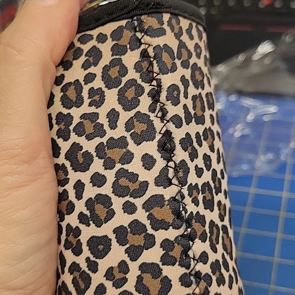 Leopard Print Tumbler Sleeve 22-24 oz - Picture 3 of 3